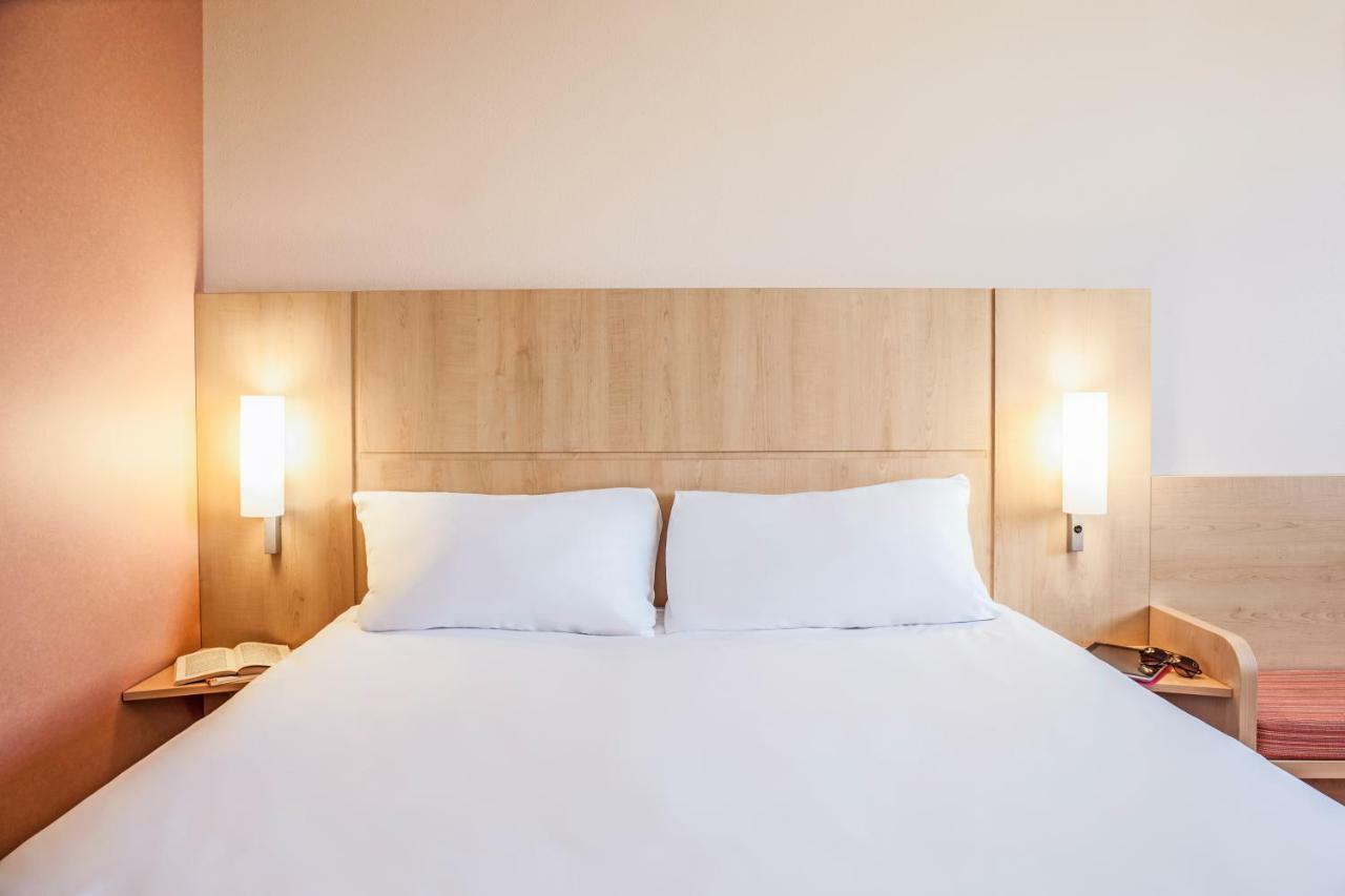 Ibis Barcelona Mollet Hotel Mollet del Valles Bagian luar foto